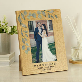 Personalised Botanical 6x4 Oak Finish Photo Frame Wedding Gift Personalised Botanical 6x4 Oak Finish Photo Frame Wedding Gift
