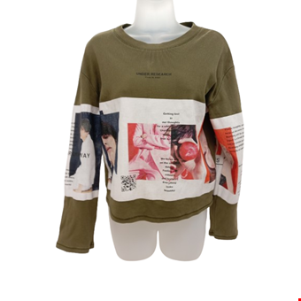 ZARA Ladies UK Size Small Green Printed 'Under Research' Boxy Top Pre-Loved  ZARA Ladies UK Size Small Green Printed 'Under Research' Boxy Top Pre-Loved