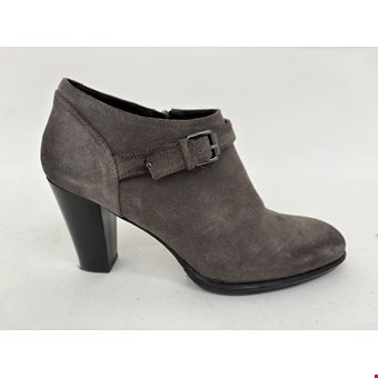 Elegant Mint Velvet Grey Suede Buckle Ankle Boots Size UK 6 EU 39 Ladies Fashion Elegant Mint Velvet Grey Suede Buckle Ankle Boots Size UK 6 EU 39 Ladies Fashion