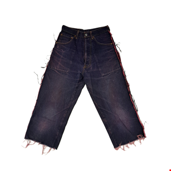 EVISU Women's Purple Distressed Denim Jeans Size 30W Pre-Loved EVISU Women's Purple Distressed Denim Jeans Size 30W Pre-Loved